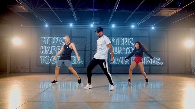 ME PASE - Enrique Iglesias | FitDance (Coreografia) | Dance Video