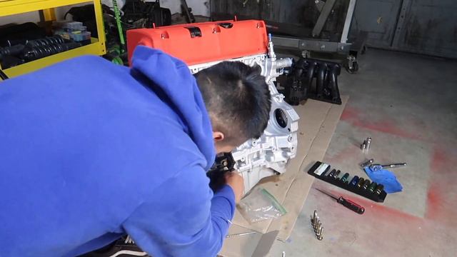 Installing Hybrid Racing K SERIES Shift Selector & Detent Springs/Reassembling The Motor смотреть онлайн
