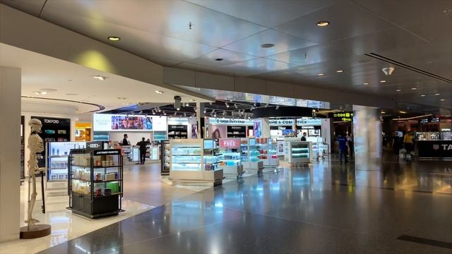 Hamad International Airport, Doha, Qatar: A Complete Tour مطار حمد الدولي смотреть онлайн