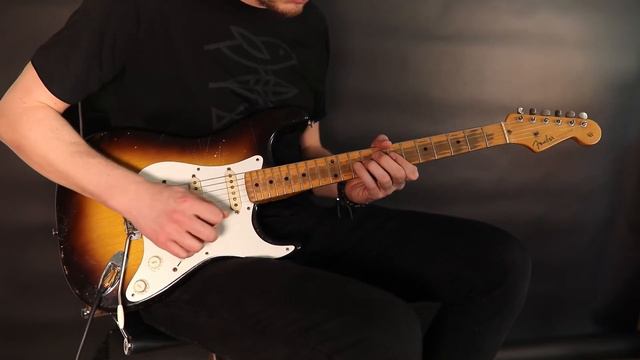 1957 Fender Stratocaster 2 Tone Sunburst смотреть онлайн