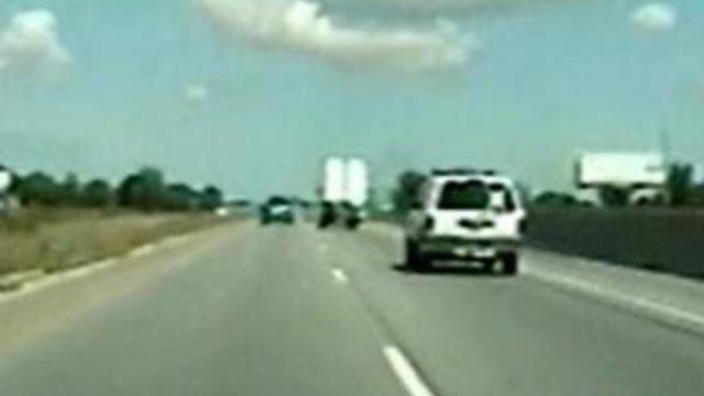 Бросил ребёнка под колёса смотреть онлайн