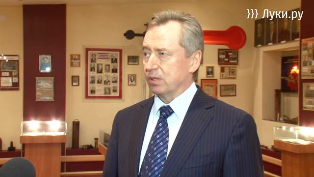 Начальник Октябрьской железной дороги посетил Вели... смотреть онлайн