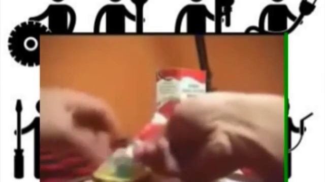 Как сделать зажигалку , зажигалка зделана из всякого мусора , из зубной пасты, картошки и соли смотреть онлайн