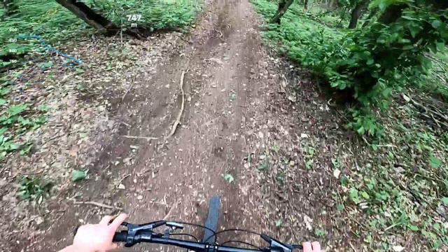 Спуск с Машука по Downhill-трассе на Crosscountry велике