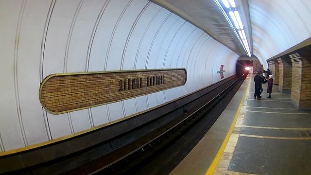 Тест Action камеры Bravis A1 FullHD 1080p 60fs. Киевское метро. Чуть не упал.. смотреть онлайн