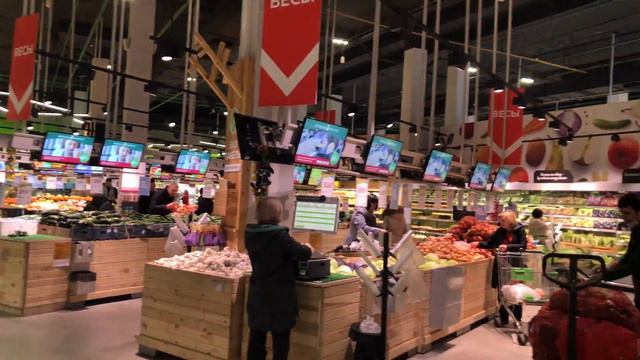 A set of products in Russia during the sanctions. Brosko Mall surprises a lot смотреть онлайн