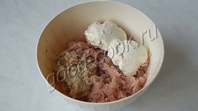 Куриные котлеты с творожным сыром. Рецепт приготовления смотреть онлайн