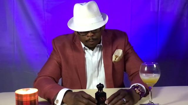 Fragrances.  Parfums.  Colognes Blond Amber Clive Christian