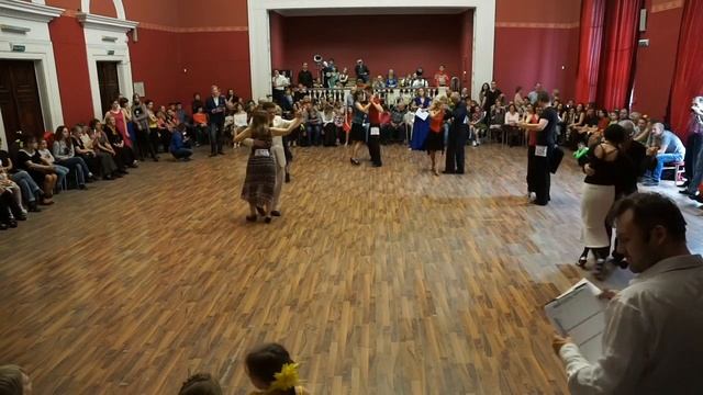 Танго дебют (2) Турнир по хастлу и танго День танца ВДНХ 2016. смотреть онлайн