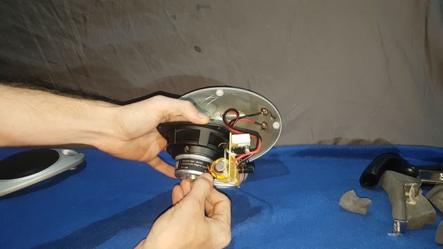 KEF KHT 2005.2 UNI-Q Speaker Teardown And Sound Test