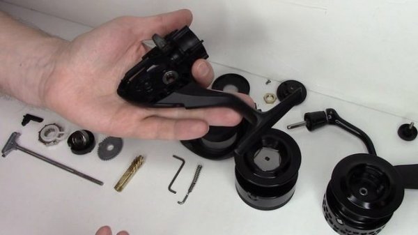 Обзор Okuma Custom Black Feeder CLX-55F, компоненты и устройство катушки Окума Фидер Кастом Блек