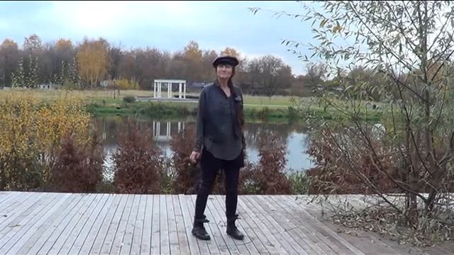 НАТАЛЬЯ ТРОЯНЦЕВА ЧИТАЕТ стихотворение из книги ОСТРОВ МУСОРНОГО ХРИСТА смотреть онлайн