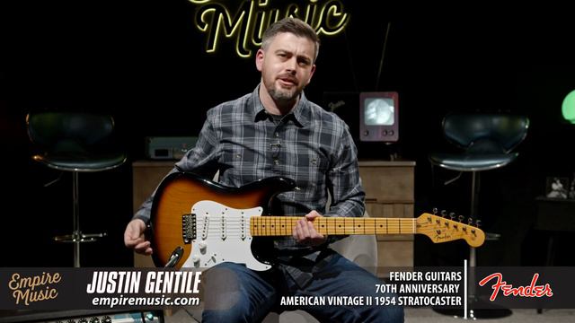 FIRST LOOK: Fender 70th Anniversary American Vintage II 1954 Stratocaster смотреть онлайн