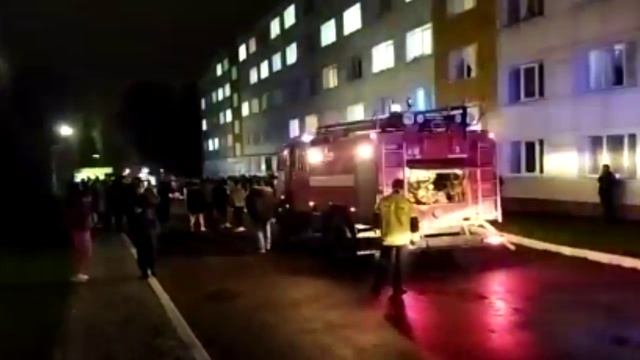 Дмитрий Фролов, начальник УОП и ПАСР о пожаре в здании общежития.mp4 смотреть онлайн