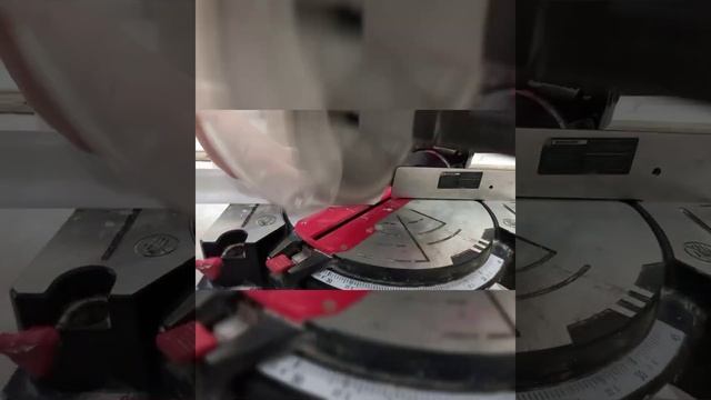 Трайной натяжной потолог+жидкие обой смотреть онлайн