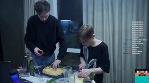 Фредж и Сосиска готовят пиццу. 06.02.23.