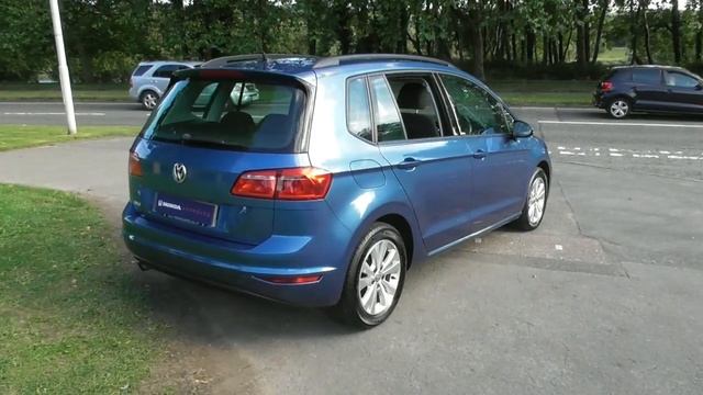 Volkswagen Golf 1.6 Sv Se Tdi 110 Bluemotion finished in Techno Blue Pearl, video walkaround ! смотреть онлайн