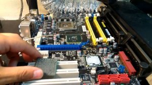 Ремонт материнской платы. Замена северного моста