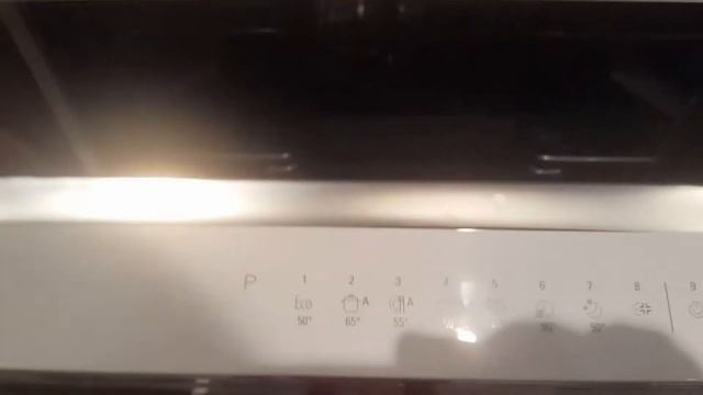 Hotpoint HFO3032WGC Standard Dishwasher - White смотреть онлайн