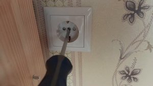 Установка двойной розетки в один подрозетник