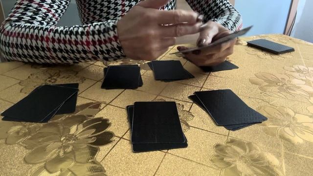 Где и с кем он сейчас и что с ним происходит????? Крестовый король ??????????? смотреть онлайн