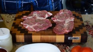 Отбивная из свиной шеи жаренная в сухарях, почти Шницель.