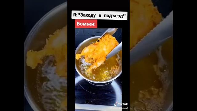 ЧЕЛОВЕК ЕСТ ГОЛУБЯ😡 смотреть онлайн