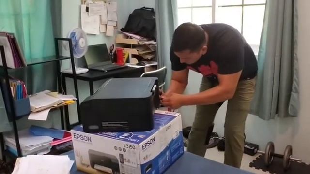 Unboxing Epson L3150 Printer and Photocopier смотреть онлайн
