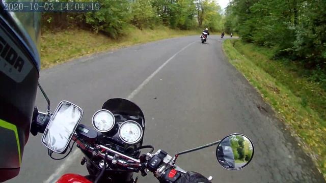 Jawa 350 OHC a další tři stroje na vyjížďce. смотреть онлайн