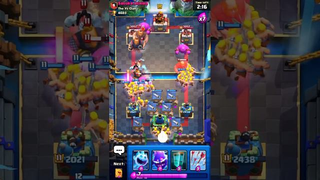 Clash Royale: Barbarians vs Giants - Epic Battle Showdown! смотреть онлайн