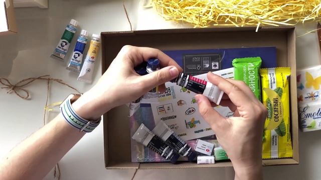 Марина Охотникова - обзор сентябрьской коробочки Doodle&Sketch Box (2018 сентябрь) смотреть онлайн