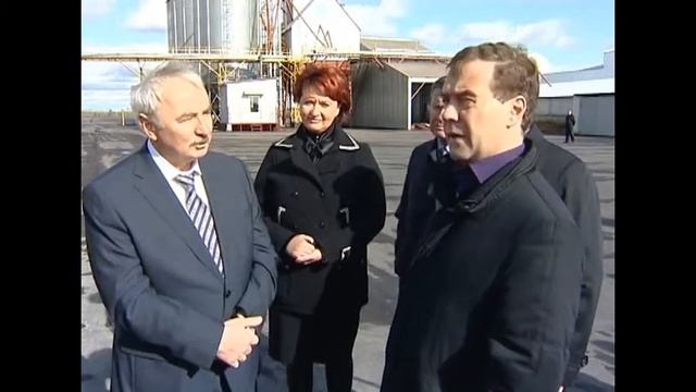 Приезд Медведева Д.А. в ООО «Дубовицкое» смотреть онлайн