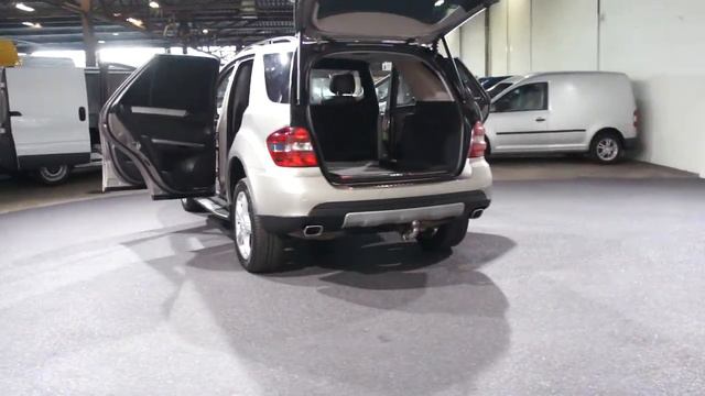 Mercedes-Benz ML 280 CDI 4-MATIC VAN / GRIJS KENTEKEN Derks Autobedrijf смотреть онлайн