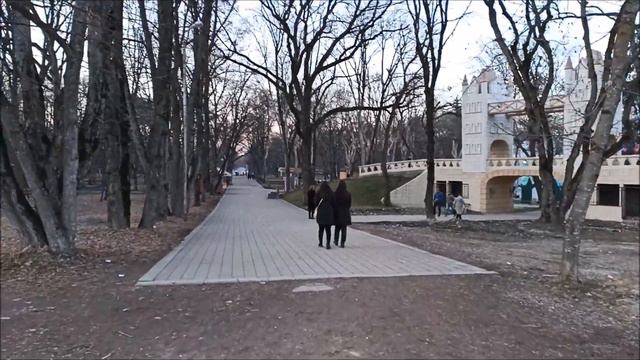Нальчик. Прогулка по городскому парку. 5 января 2020 года. смотреть онлайн