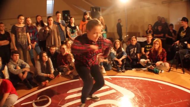 ТОЧКА РОСТА|1/8 HIP HOP BEG|Балашова Лера vs Олоева Оля смотреть онлайн
