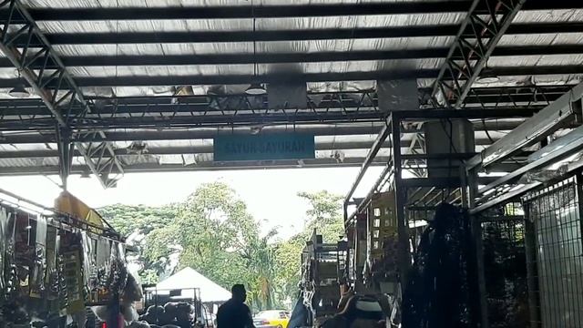 Местный рынок в Куала Лумпуре смотреть онлайн