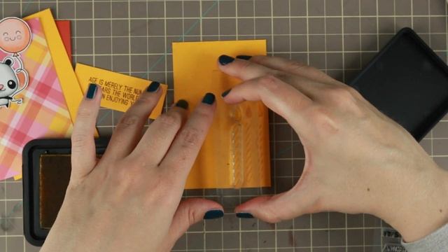 Matching Cardstock to Pattern Paper | Birthday Series #6 смотреть онлайн