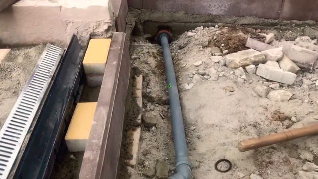 Дренаж, отвод воды от дома. Работа на карантине. смотреть онлайн