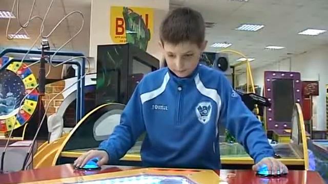 Хоккей с мячом “Космос“ смотреть онлайн