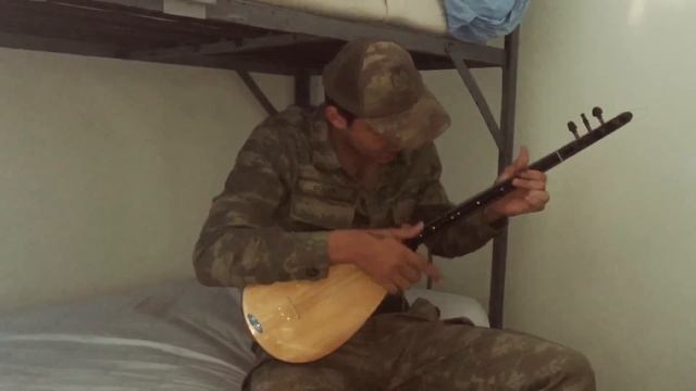 Askerdeyken ya hızır Çeke Çeke dedik - Umut Güler смотреть онлайн