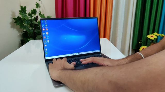 Dell Vostro 2022 - 16 inch Thin & Light Laptop - Unboxing & Review ?? смотреть онлайн