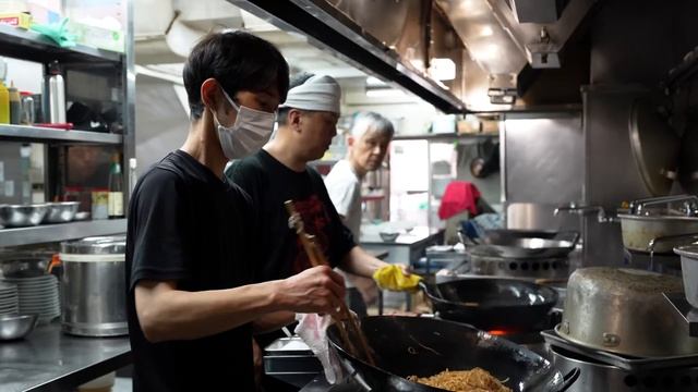 Giant Food Collection - Japanese Street Food - Meat! Fried Rice! Ramen! Chicken! デカ盛り 炒飯 ラーメン 肉 смотреть онлайн