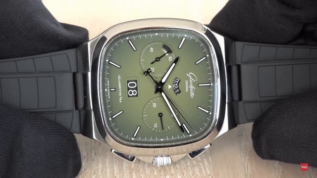GLASHÜTTE ORIGINAL Seventies Chronograph Panorama Date. Matt Lacquered "Fab Green" Dial. смотреть онлайн