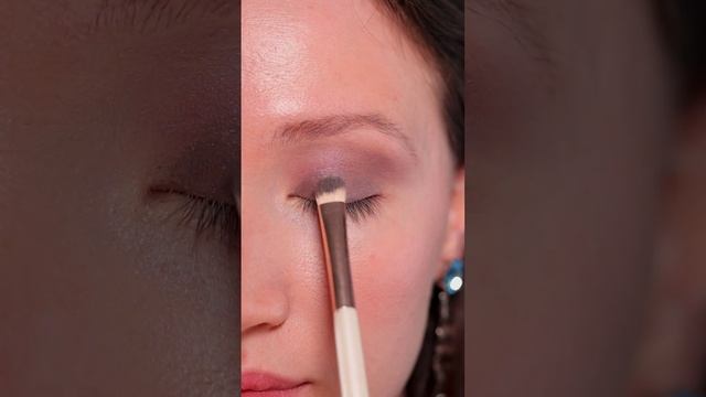 Космический макияж палеткой теней Cosmic beauty от Lavelle Collection смотреть онлайн