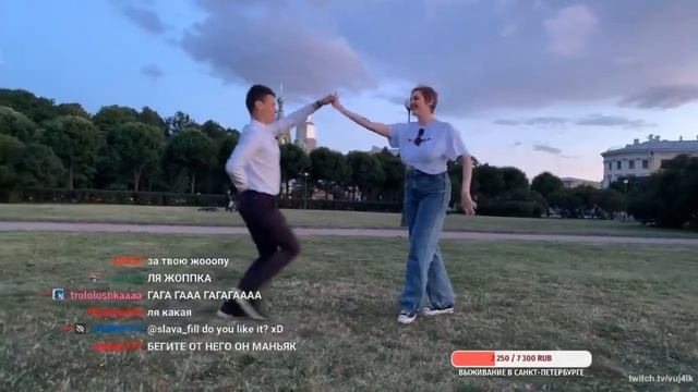 Танцуем вальс с приятной девушкой в центре Санкт-Петербурга :) смотреть онлайн