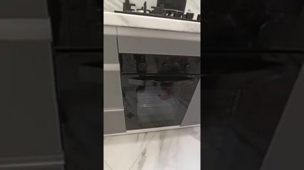 Видеообзор шкафа духового электрического MAUNFELD EOEC516B2