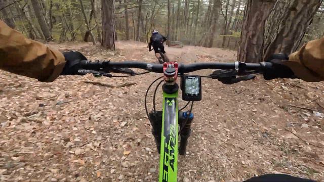 Первый раз на треиле Ягодка Ай Петри