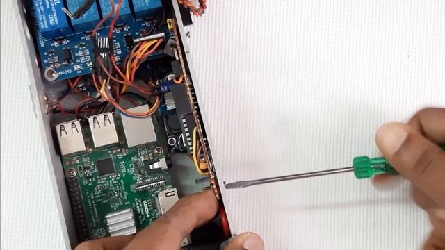 DIY MOTHER BOX || RASPBERRY PI & ARDUINO || BLUETOOTH & AUTONOMOUS MODE||UART COMMUNICATION PROTOCO смотреть онлайн