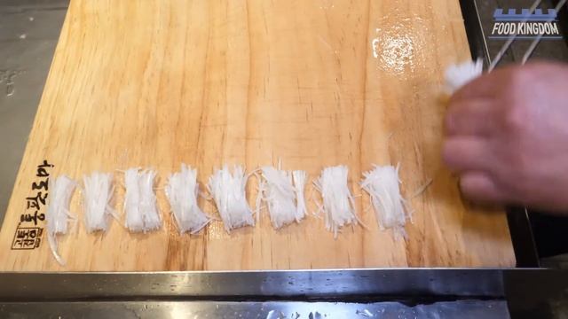 역대급입니다!  얼리지 않은 110KG짜리 생참치 해체쇼와 참치모듬 코스 / Korean Tuna Restaurant & Raw Tuna Dismantling