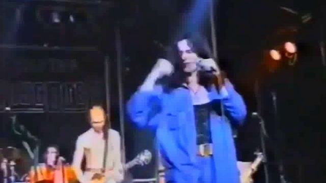 А.Монин, рок-группа "Круиз". Концерт в клубе "Master". 24.02.1995г. "Красота". смотреть онлайн